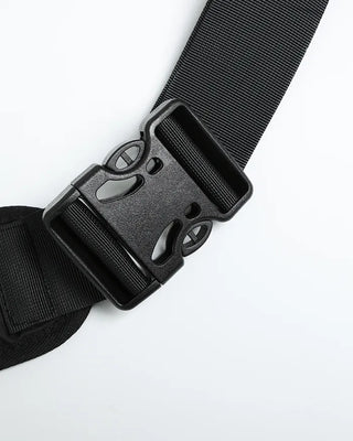 Slash Zip Messenger Bag
