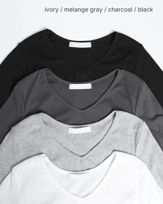 V-neck slim T-shirt