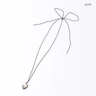 Metal heart strap necklace