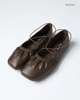Shirring strap flat shoes