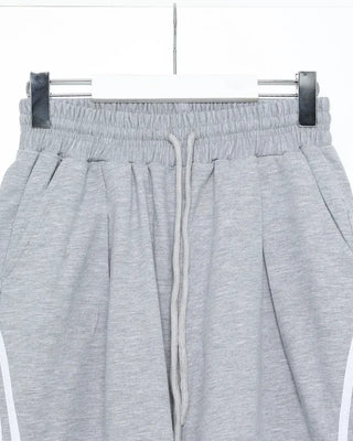 Double-line Bermuda shorts