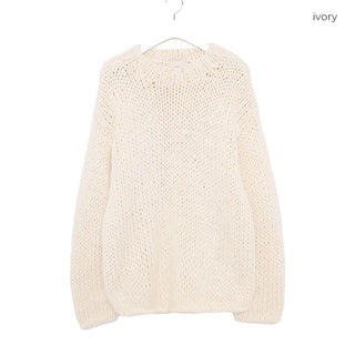 Handmade round knit