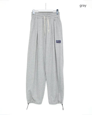 Sweatpants with charms