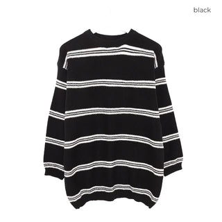 Long knit with a striped pattern