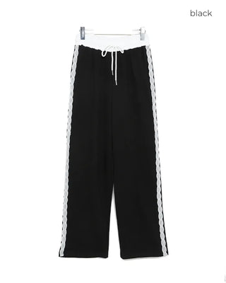 Lace-line sweatpants