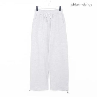 Back-slit balloon pants