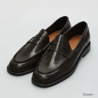 Daily basic loafers