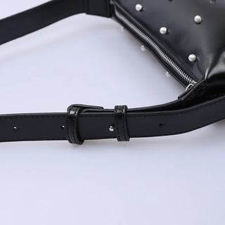 Pearl pointed bag