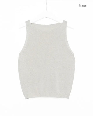 Boat neck sleeveless knit