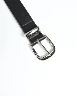 Round studded belt