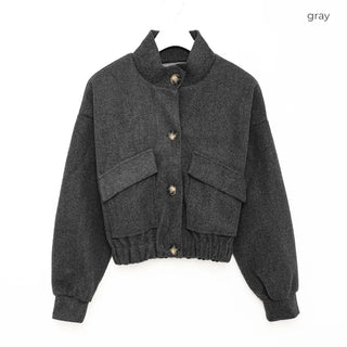 Two-pocket cropped jacket