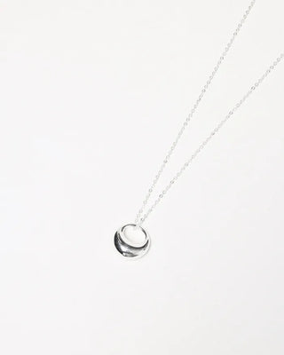 Volume ring necklace
