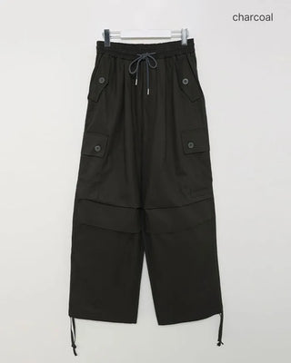 Button pocket wide cargo pants
