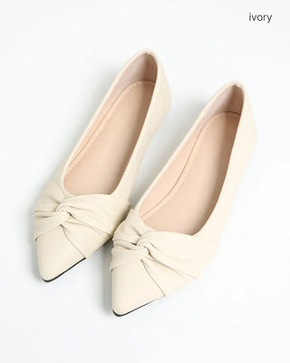 Front gathered pointed toe