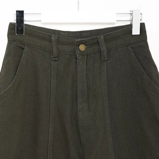 Seam-detailed khaki pants