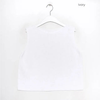Bouclé Sleeveless Knit