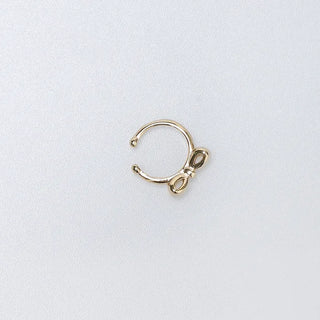 Ribbon ear cuff