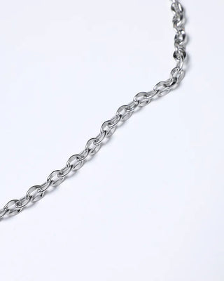 Chain design buckle necklace