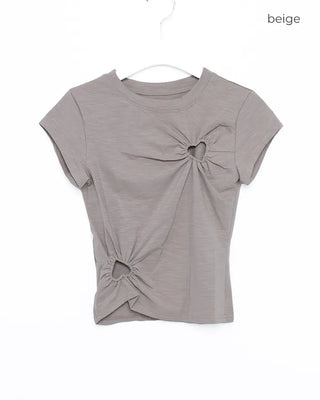 Heart-punched half-sleeve T-shirt
