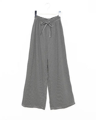 Asymmetrical Border T-shirt & Pants Set