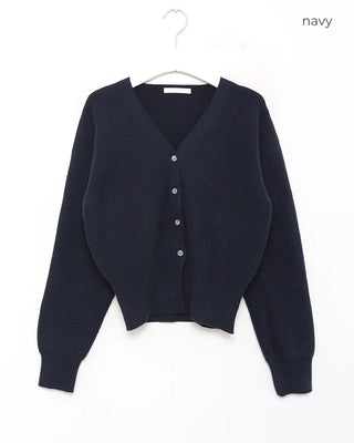 Voluminous V-neck cardigan