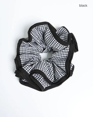 Checkered scrunchie