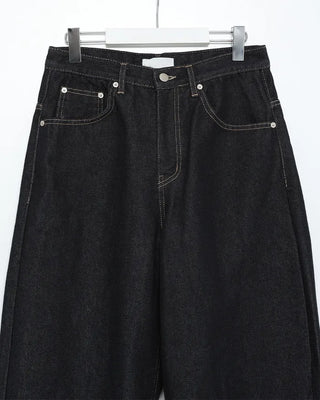 (Unisex) Back Cinch Flap Pocket Rigid Jeans