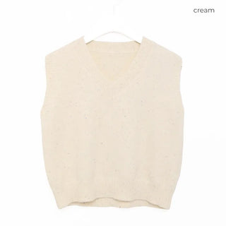 Basic V-neck knit vest