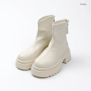 Slit-line platform boots