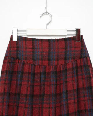 Elastic waist checkered long skirt