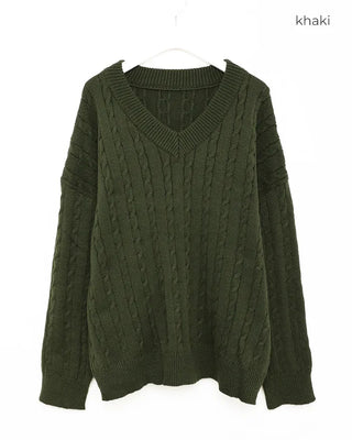 V-neck Loose Fit Cable Knit