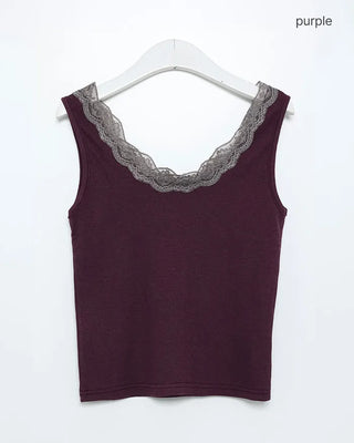 Wide lace U-neck tank top