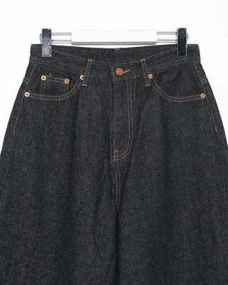 Hem Tag Point Rigid Baggy Jeans