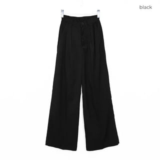Wide-fit slacks with two pleats