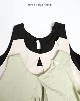 Sleeveless top with back slit