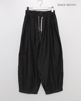 (Unisex) Two-pleat wide-leg pants