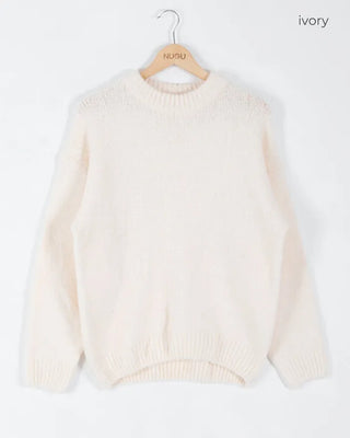 Loose wool knit