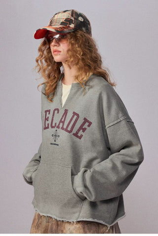 [Monterest] Washed Split-Neck Graphic Sweatshirt