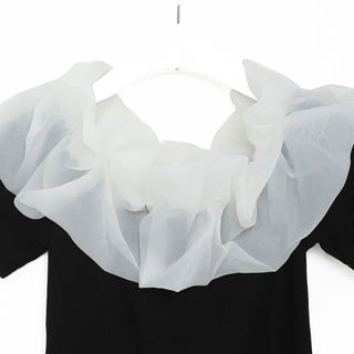 Chiffon frill off-shoulder T-shirt