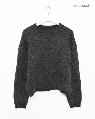 Angora Round Knit
