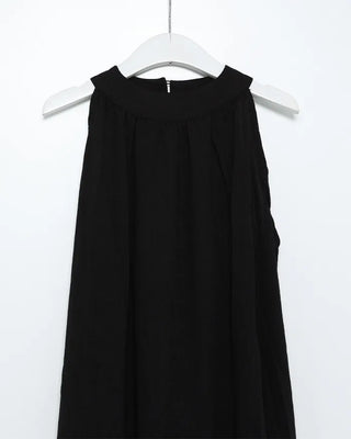 Backless halter neck long dress