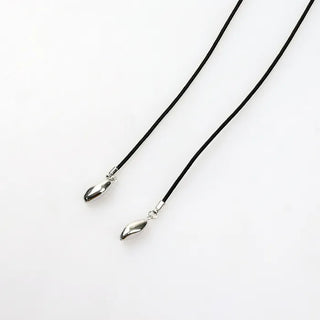 Black strap necklace