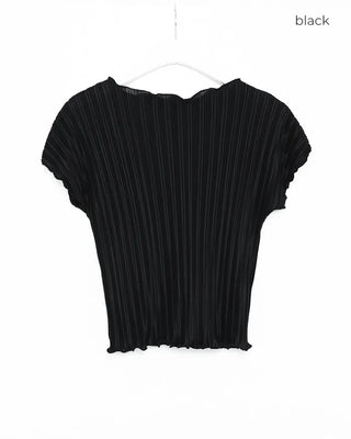 Pleated Wave Half Sleeve T-Shirt