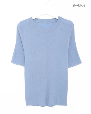 Ribbed round neck knit