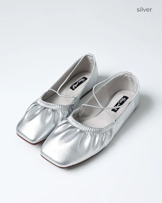 Shirring strap flat shoes