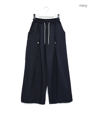 Round Tuck Wide Pants