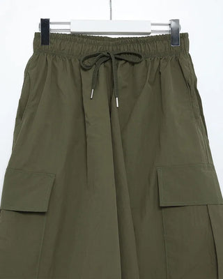 Nylon cargo Bermuda shorts