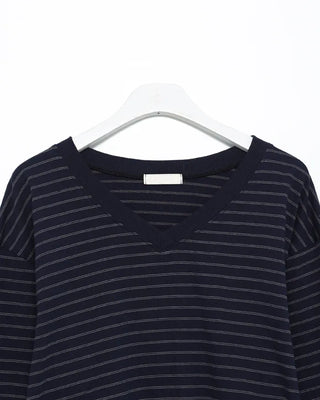 V-neck double border pullover