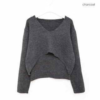 Sleeveless layered cropped knit