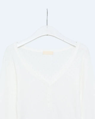 V-neck perforated button long-sleeve shirt